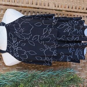 NWT Dreamsuit by Miracle Brands Black Floral Tiered Slimming Tankini Swim Top